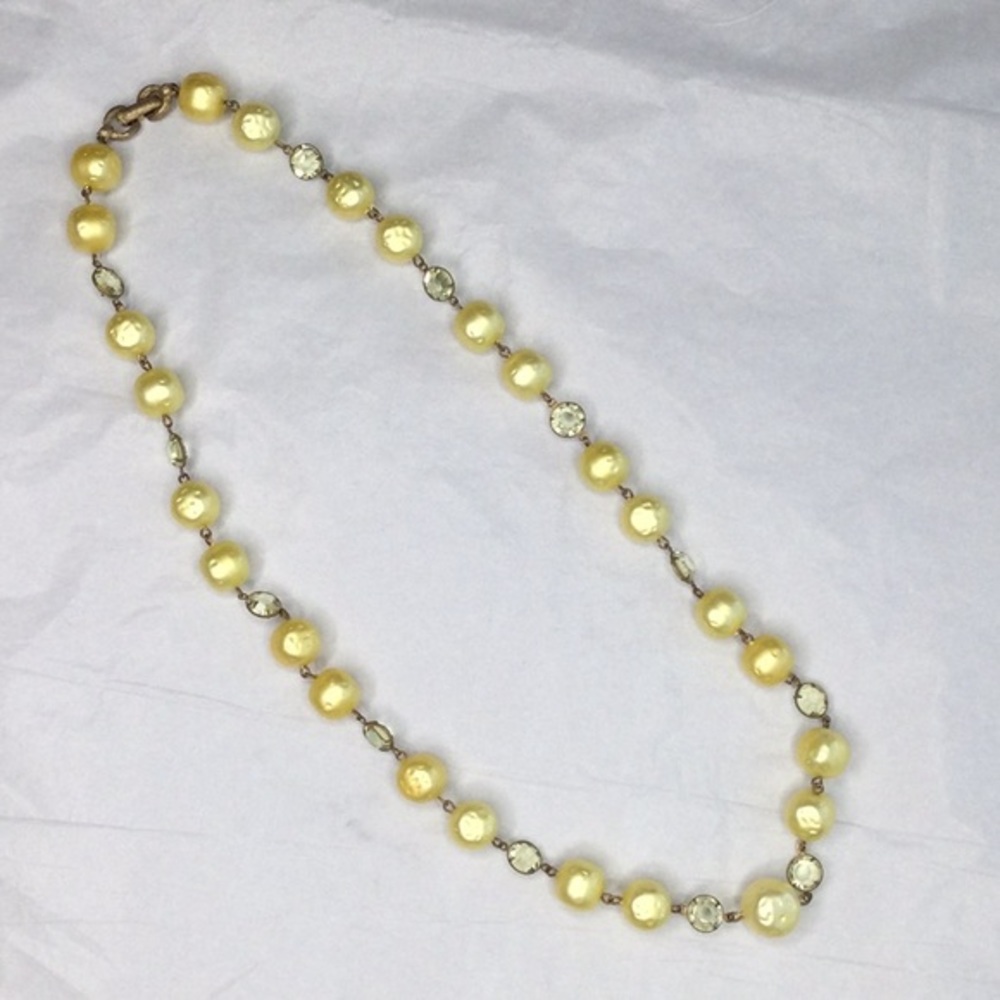 Vintage Gold Tone Beaded Necklace
